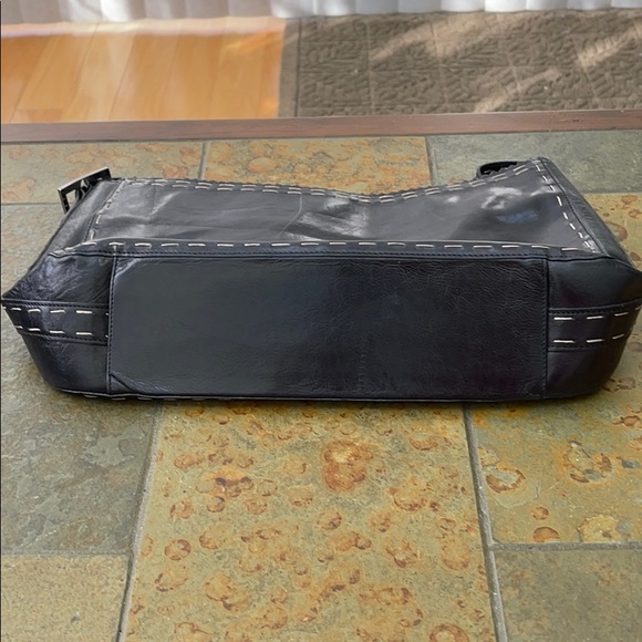 BCBG Leather Shoulder Bag Purse - Picture 7 of 7